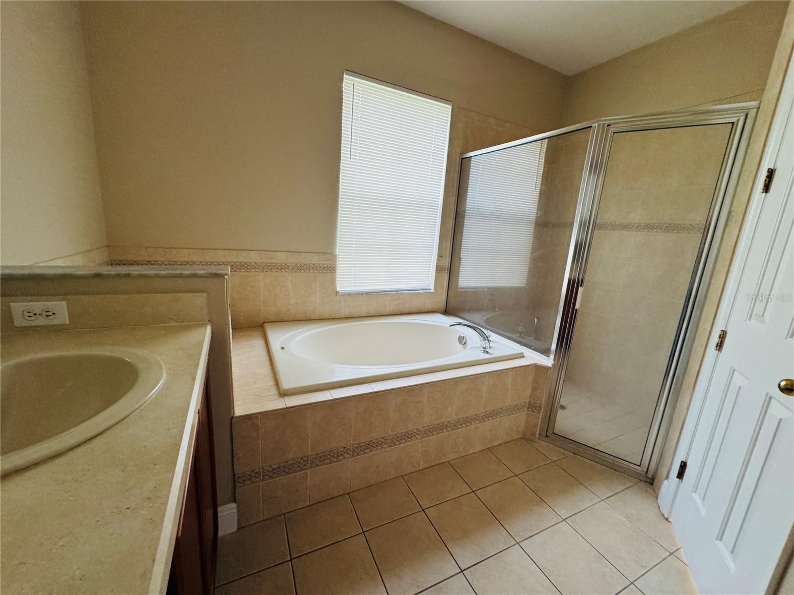 Image 6 of 17 For 4053 Clipper Court