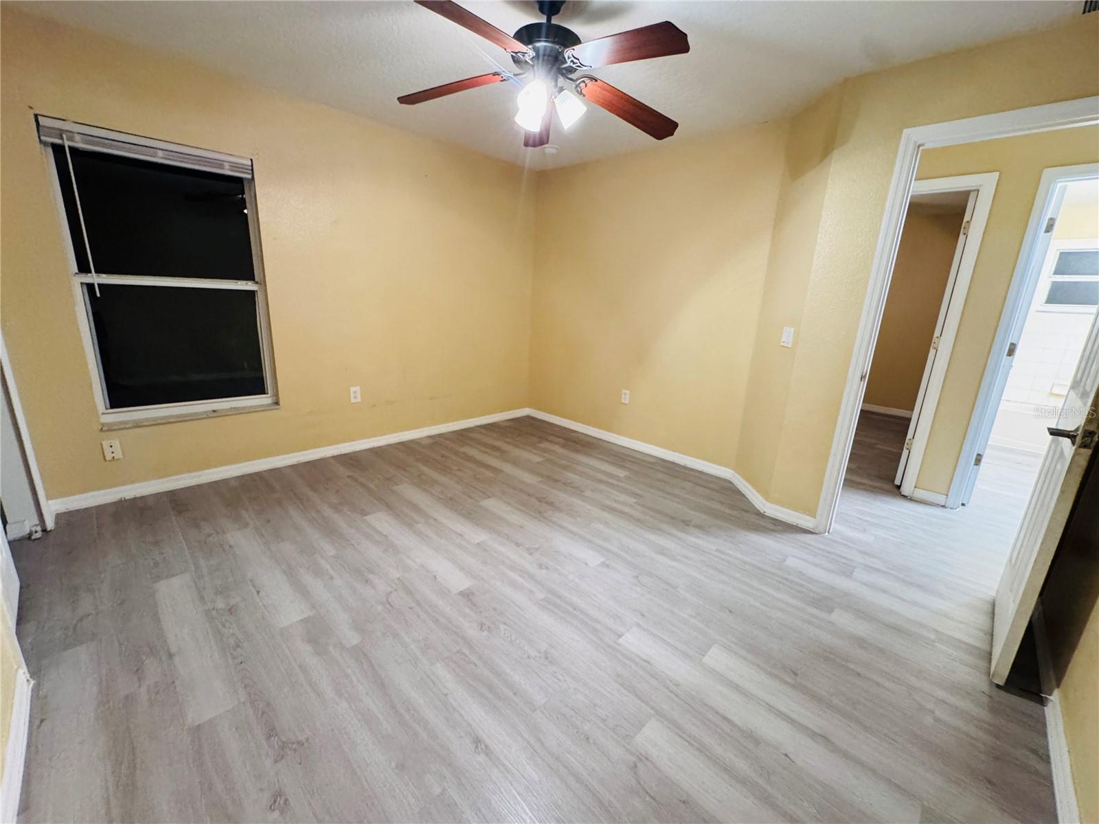 Image 10 of 16 For 520 Gull Drive