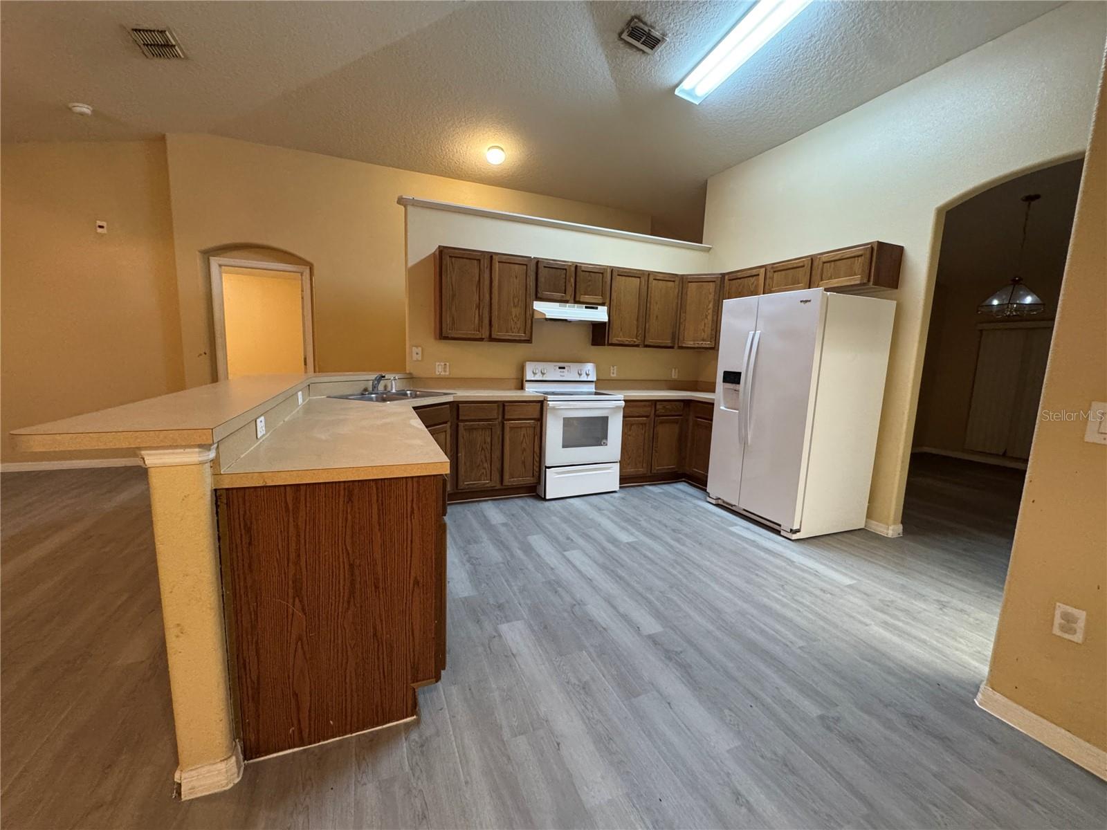 Image 4 of 16 For 520 Gull Drive