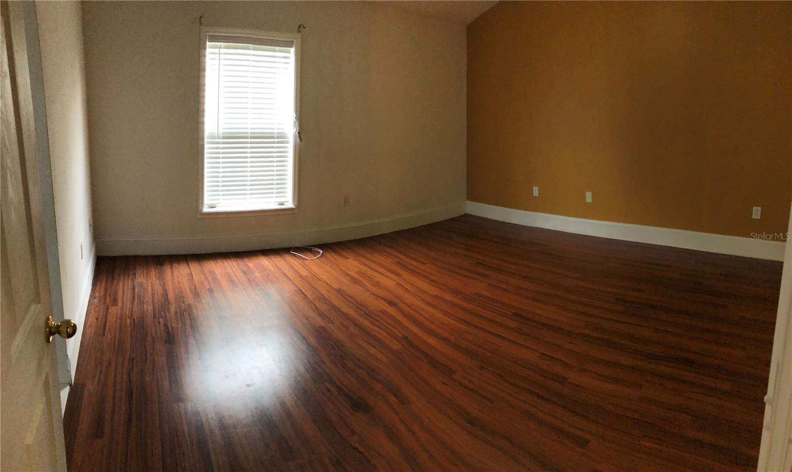 Image 33 of 48 For 348 Cardiff Avenue