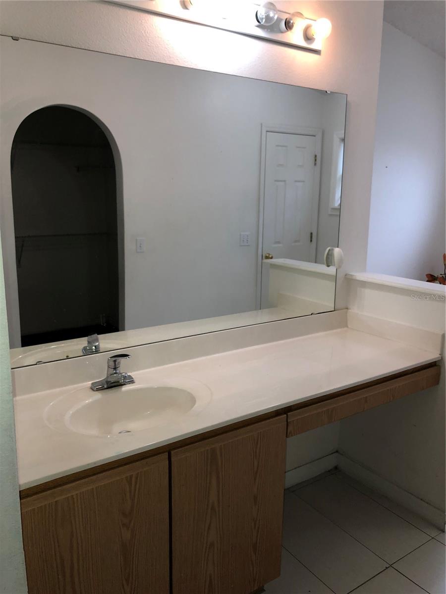 Image 39 of 48 For 348 Cardiff Avenue