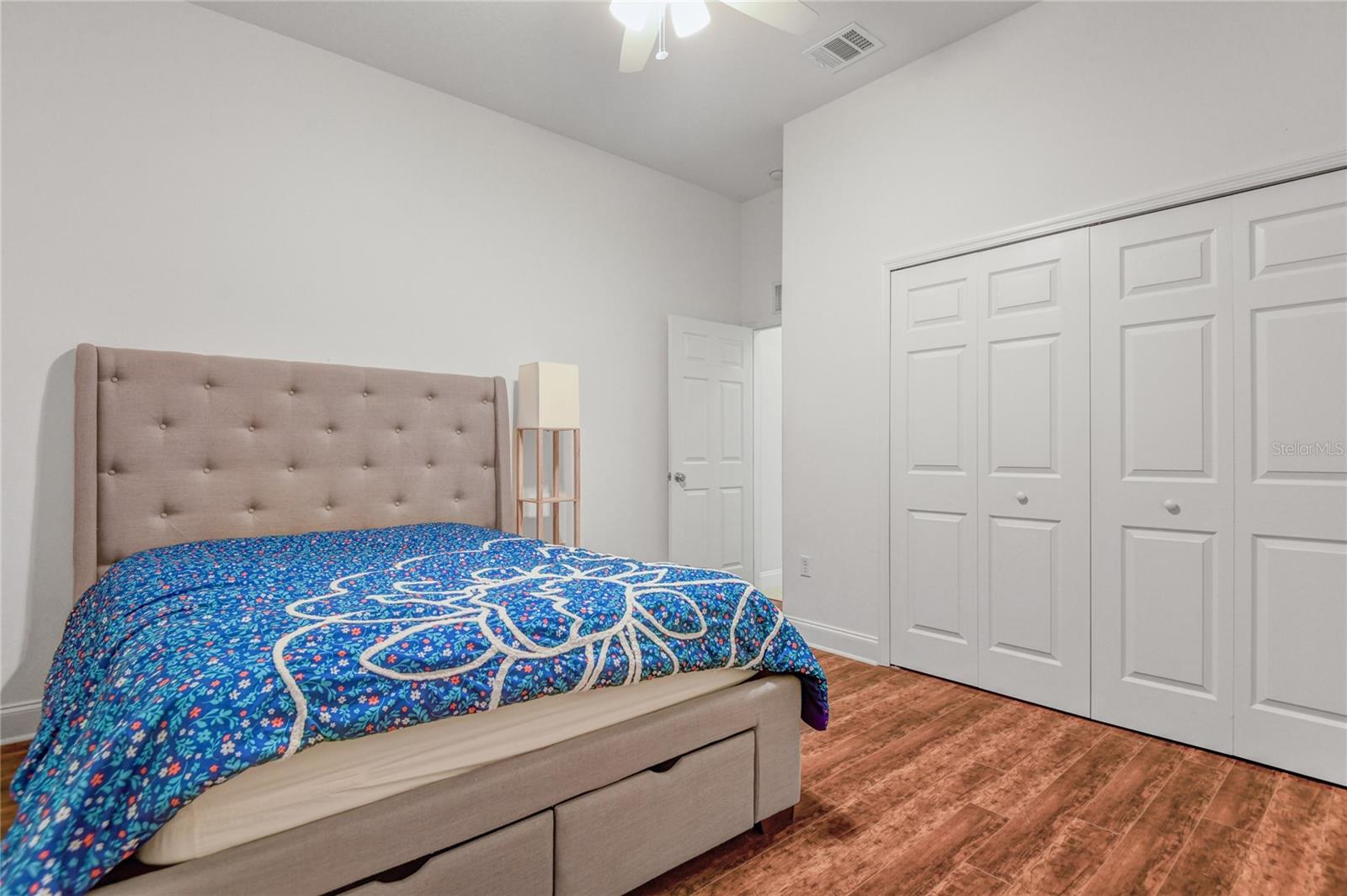 Image 12 of 26 For 111 Auburn  