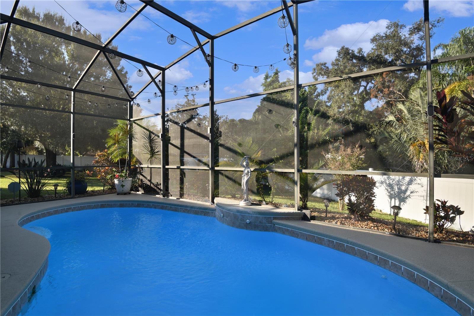 Image 21 of 26 For 111 Auburn  