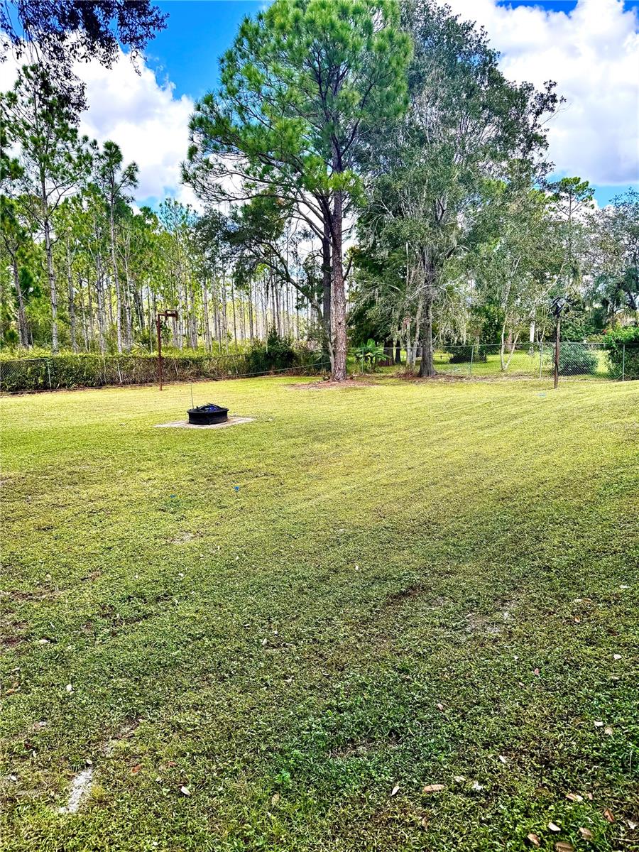 Image 17 of 18 For 372 Wisteria Court