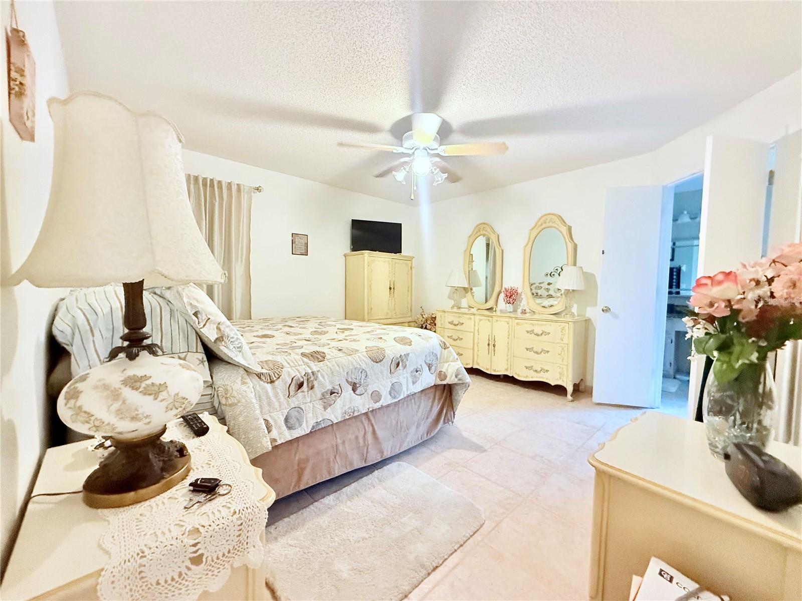 Image 11 of 40 For 9450 Telfer Run