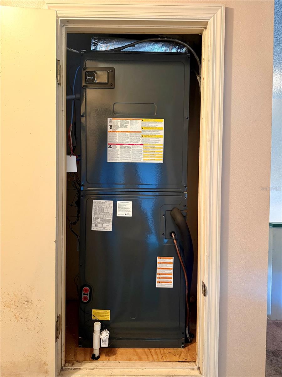 Image 24 of 40 For 9450 Telfer Run