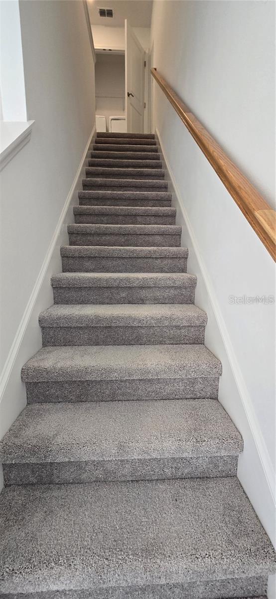 Image 4 of 13 For 2978 Canary Avenue