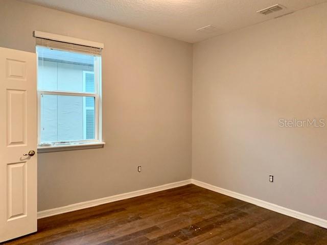 Image 14 of 25 For 11049 Bagley Alley