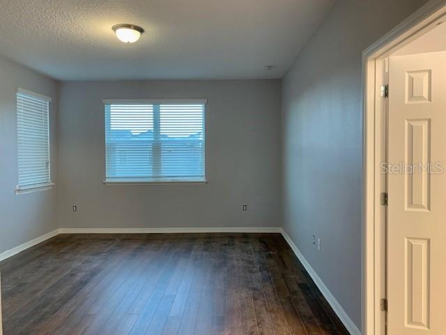 Image 21 of 25 For 11049 Bagley Alley