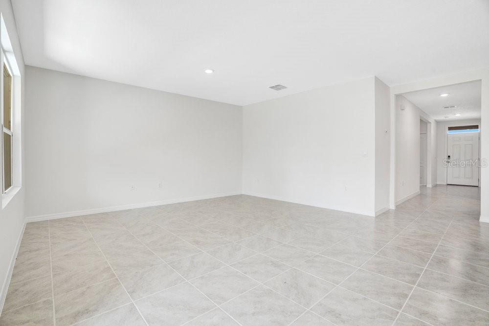 Image 13 of 38 For 1112 Brooklet Road