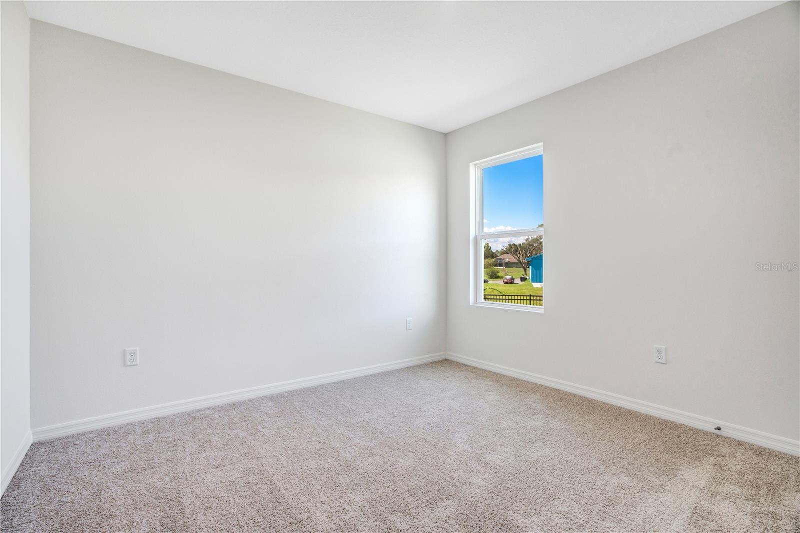 Image 17 of 38 For 1112 Brooklet Road