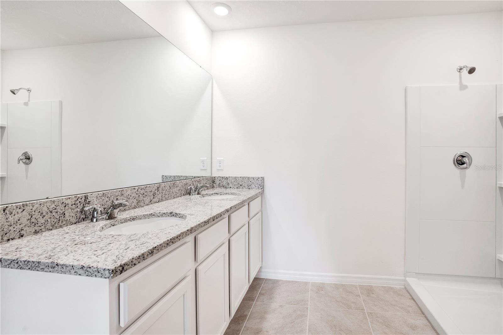 Image 21 of 38 For 1112 Brooklet Road