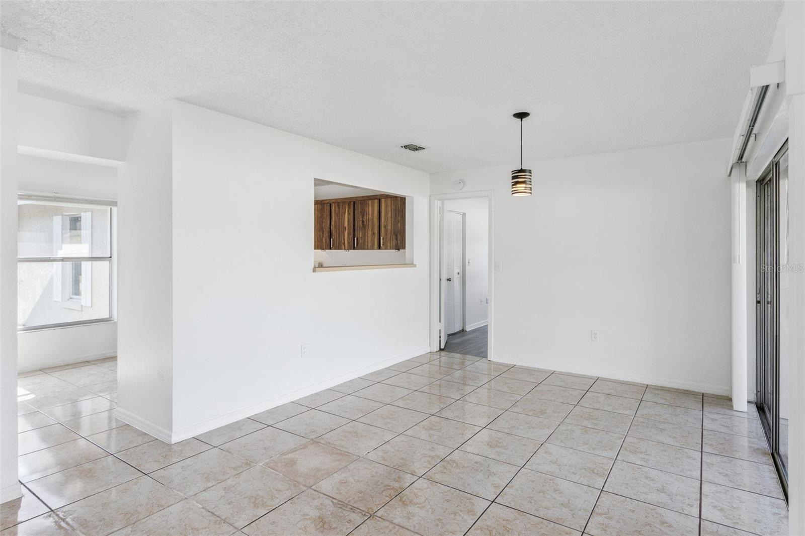 Image 10 of 19 For 411 Bar Court