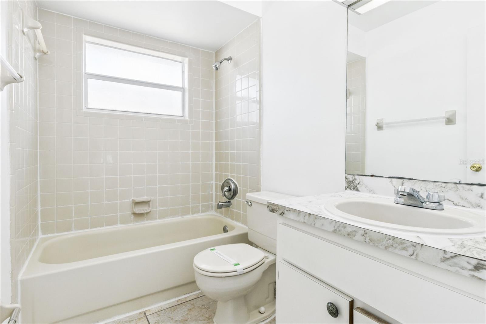 Image 16 of 19 For 411 Bar Court