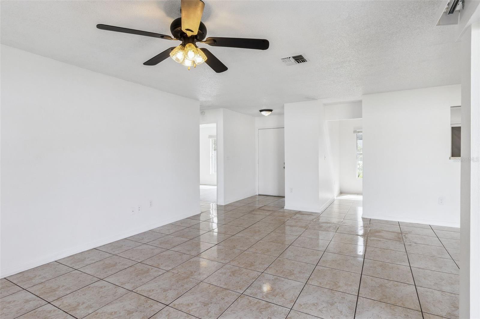 Image 8 of 19 For 411 Bar Court