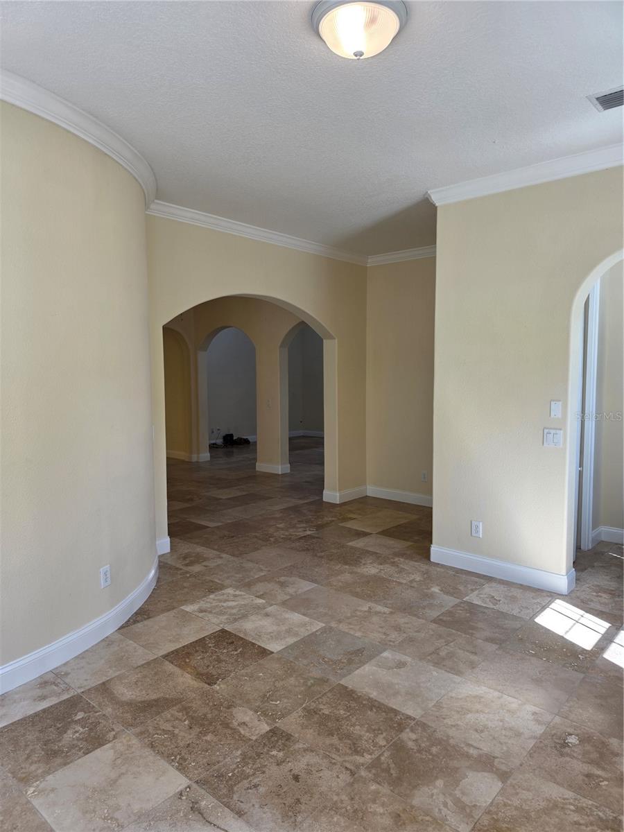 Image 13 of 53 For 7013 Five Oaks Drive