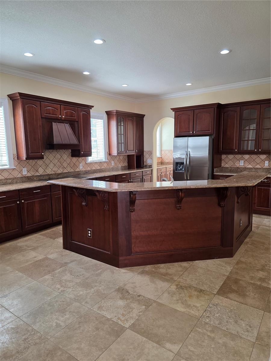 Image 18 of 53 For 7013 Five Oaks Drive