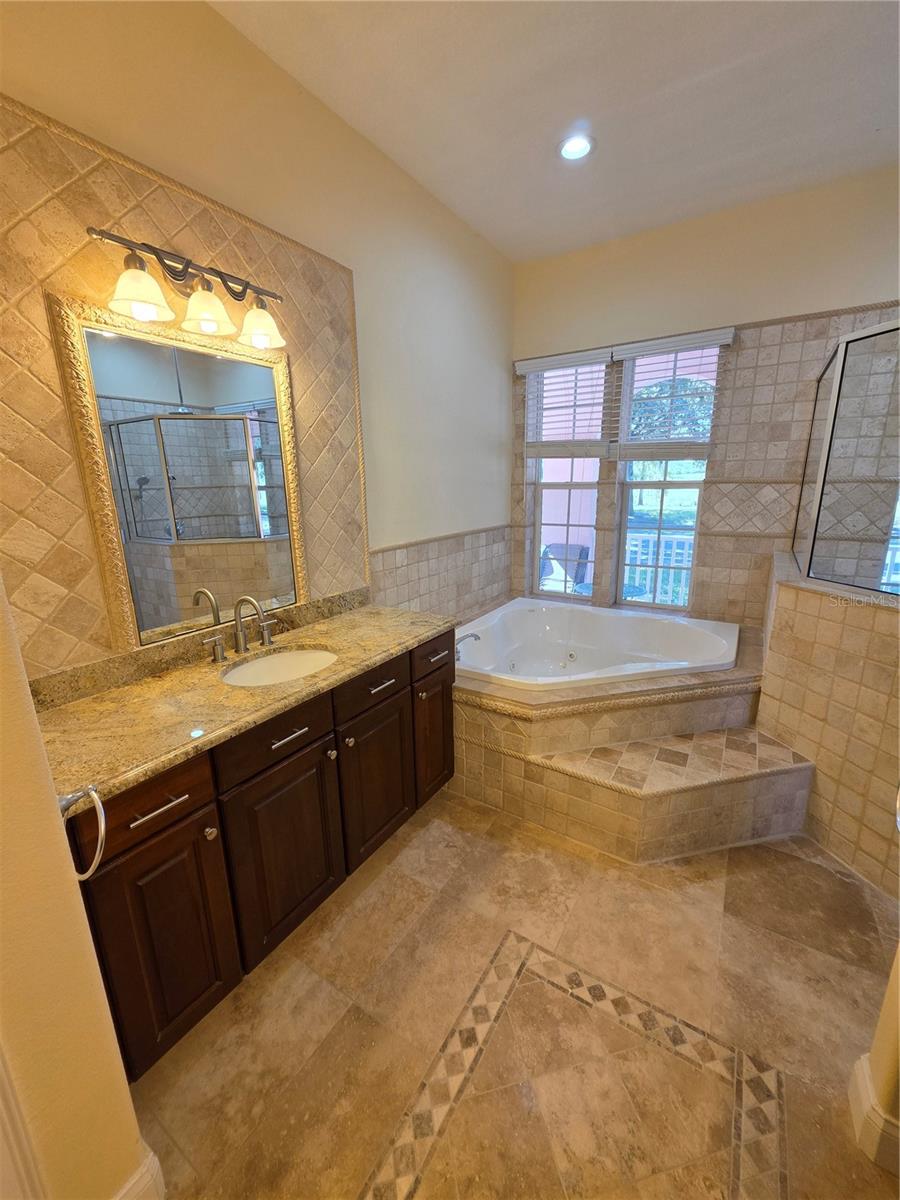 Image 25 of 53 For 7013 Five Oaks Drive