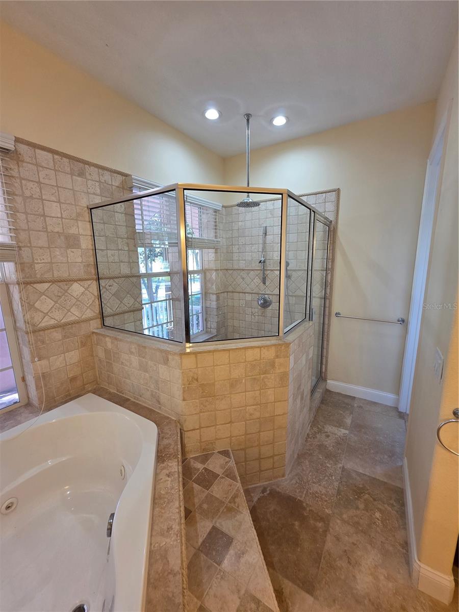 Image 26 of 53 For 7013 Five Oaks Drive