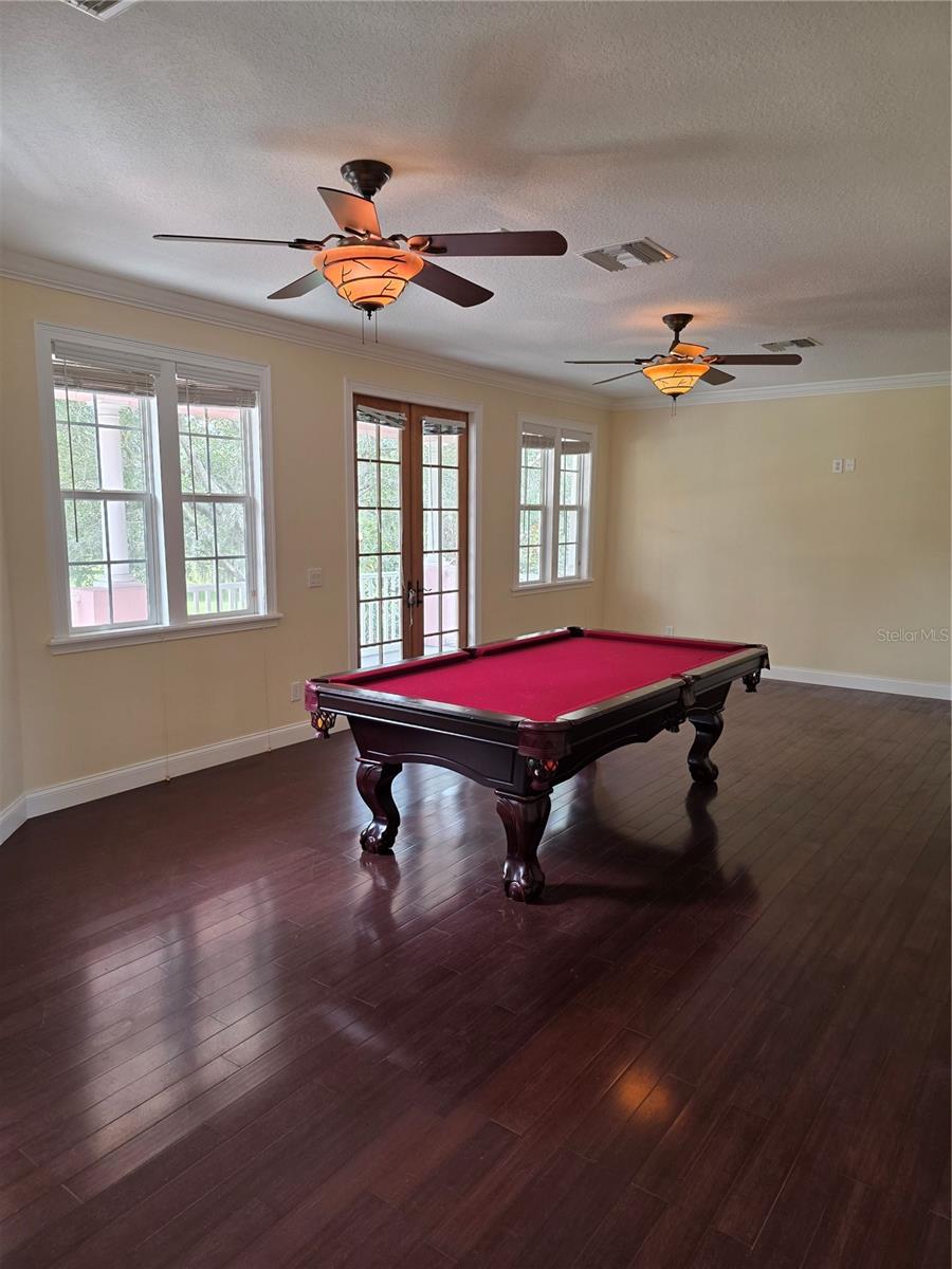 Image 34 of 53 For 7013 Five Oaks Drive