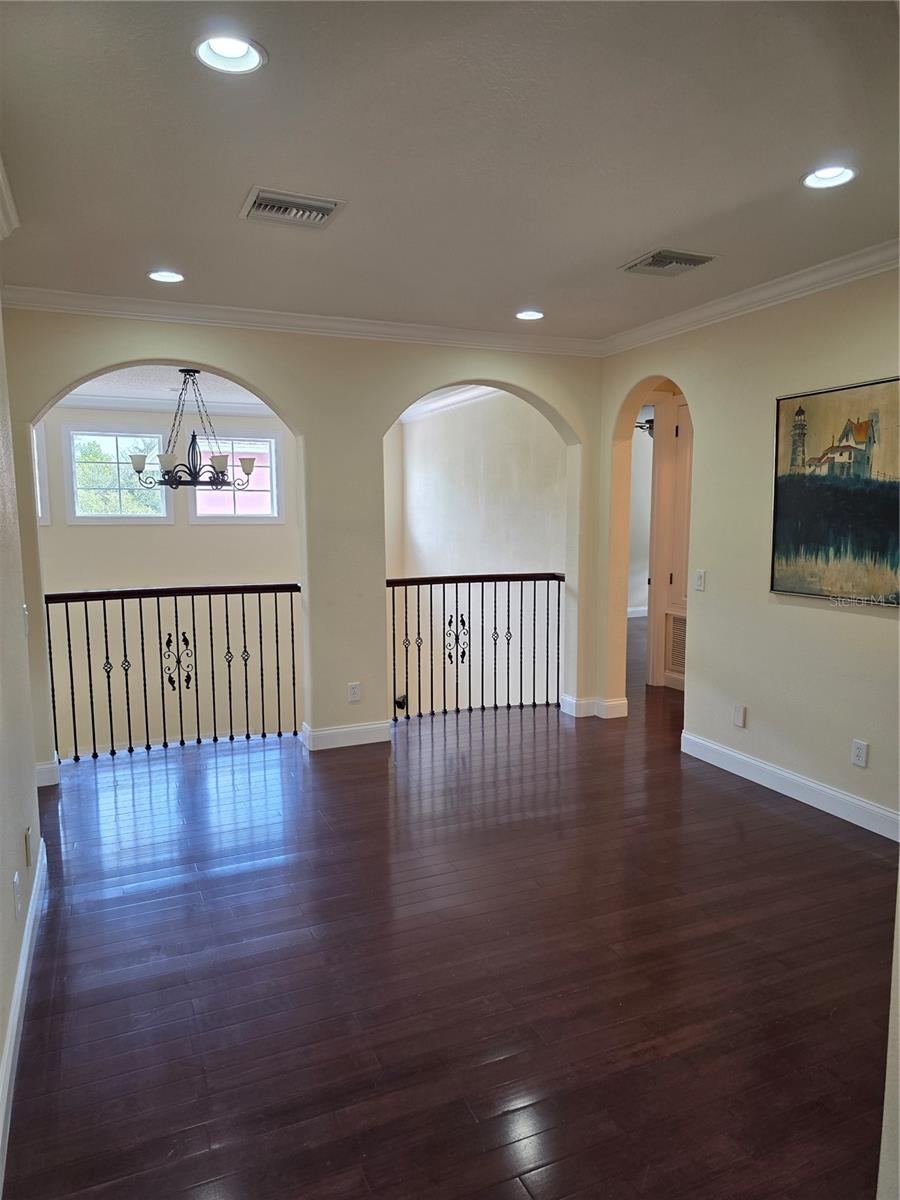 Image 38 of 53 For 7013 Five Oaks Drive