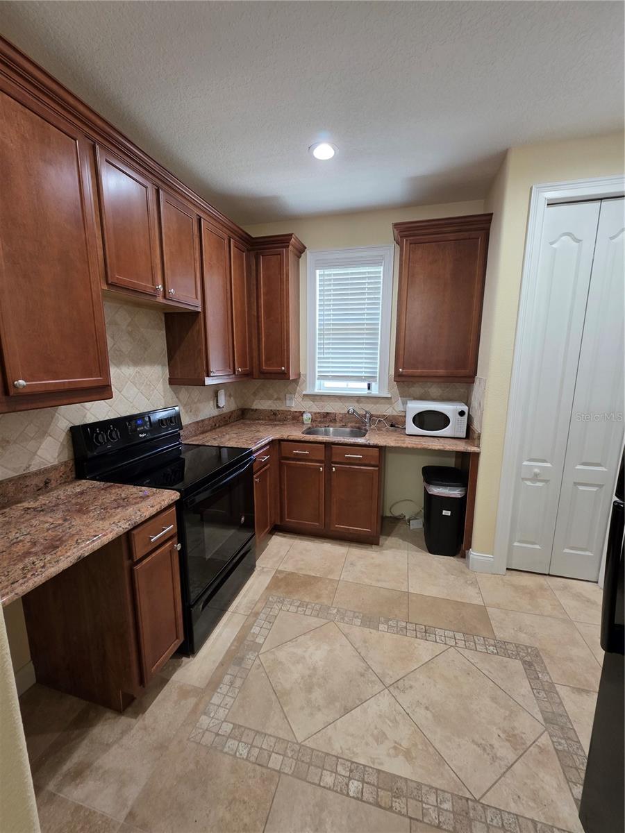 Image 47 of 53 For 7013 Five Oaks Drive