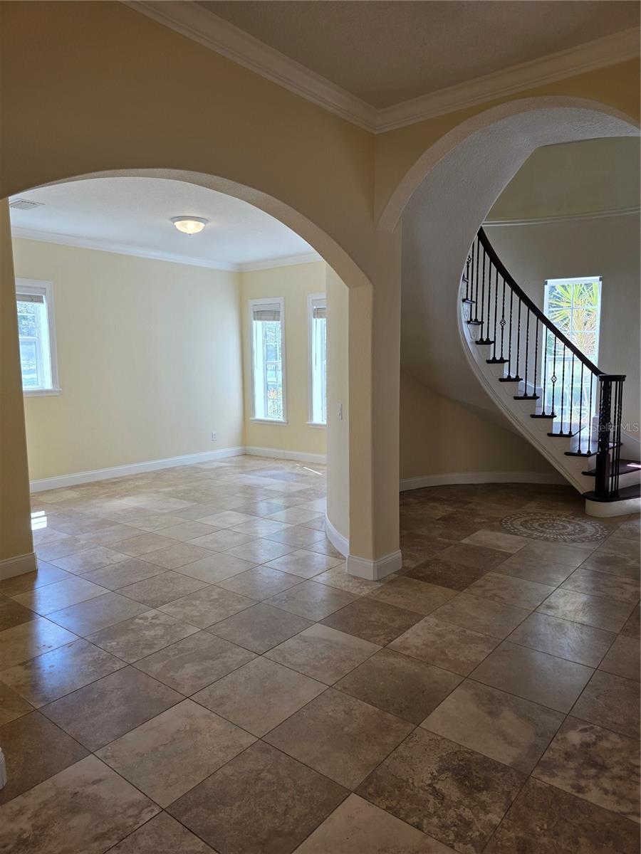 Image 9 of 53 For 7013 Five Oaks Drive