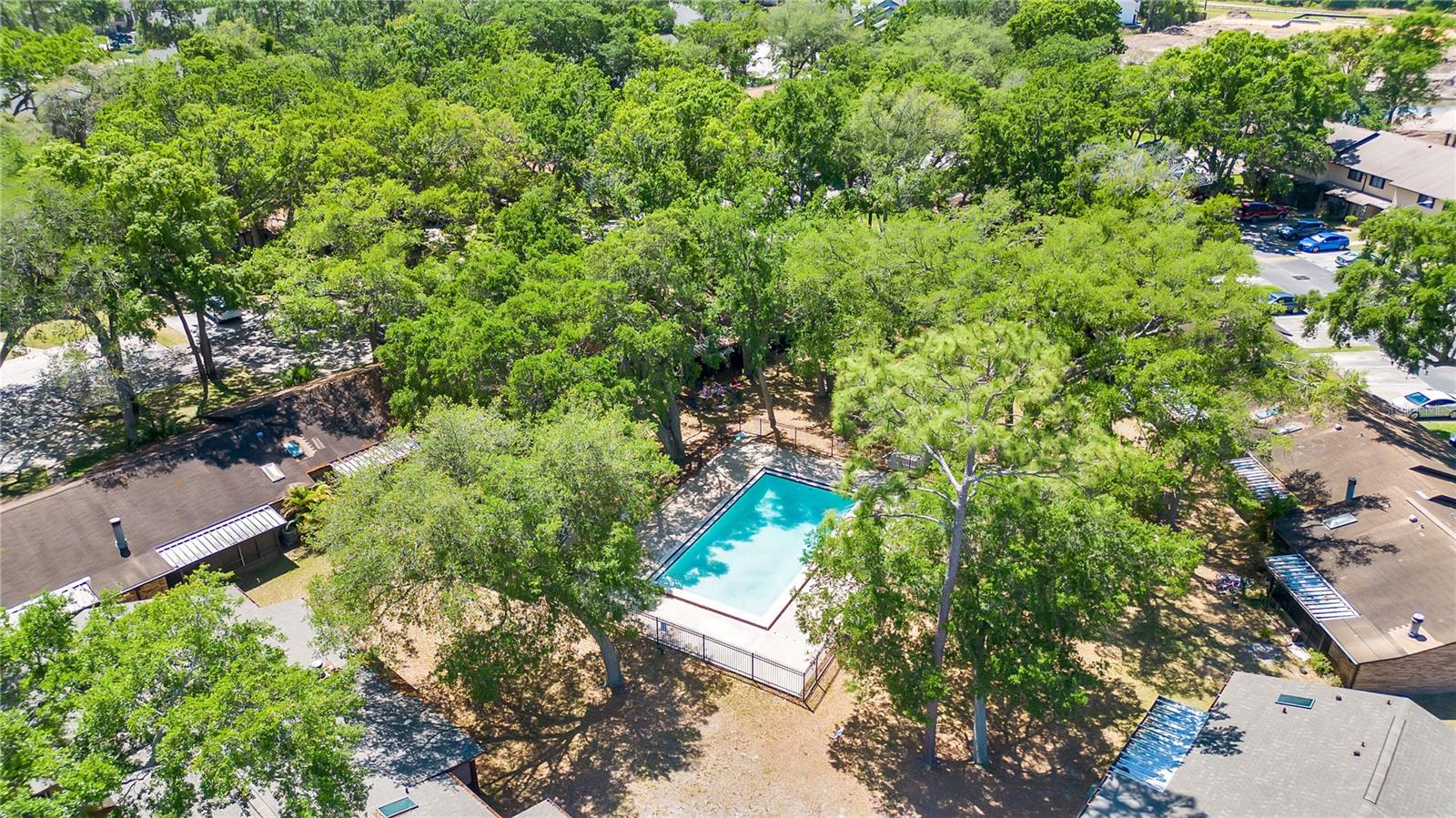 Image 28 of 29 For 1860 Foxhall Circle