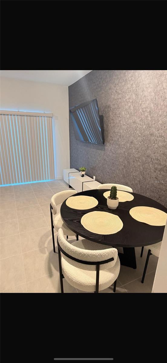 Image 4 of 10 For 5100 Revolutionary Way