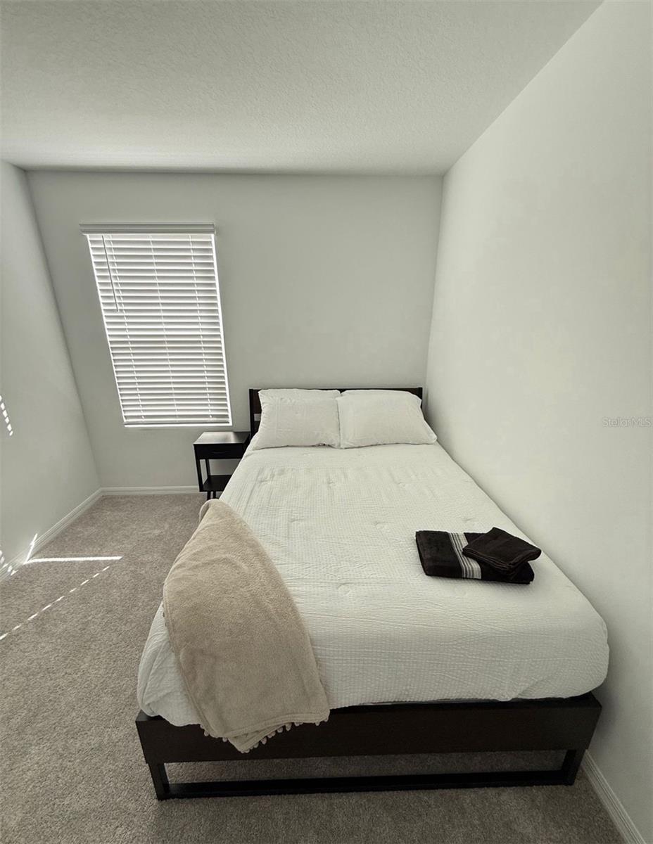 Image 8 of 10 For 5100 Revolutionary Way