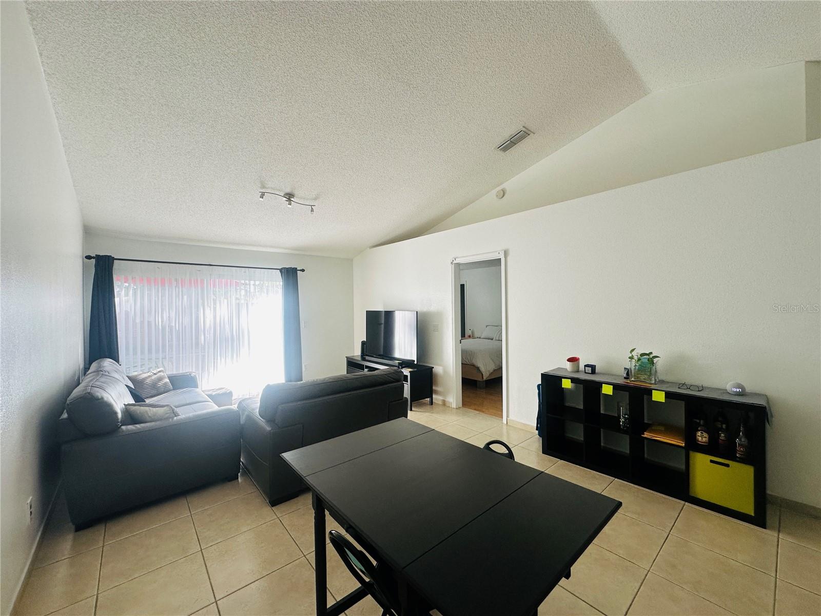 Image 19 of 25 For 1313 Lucaya Circle