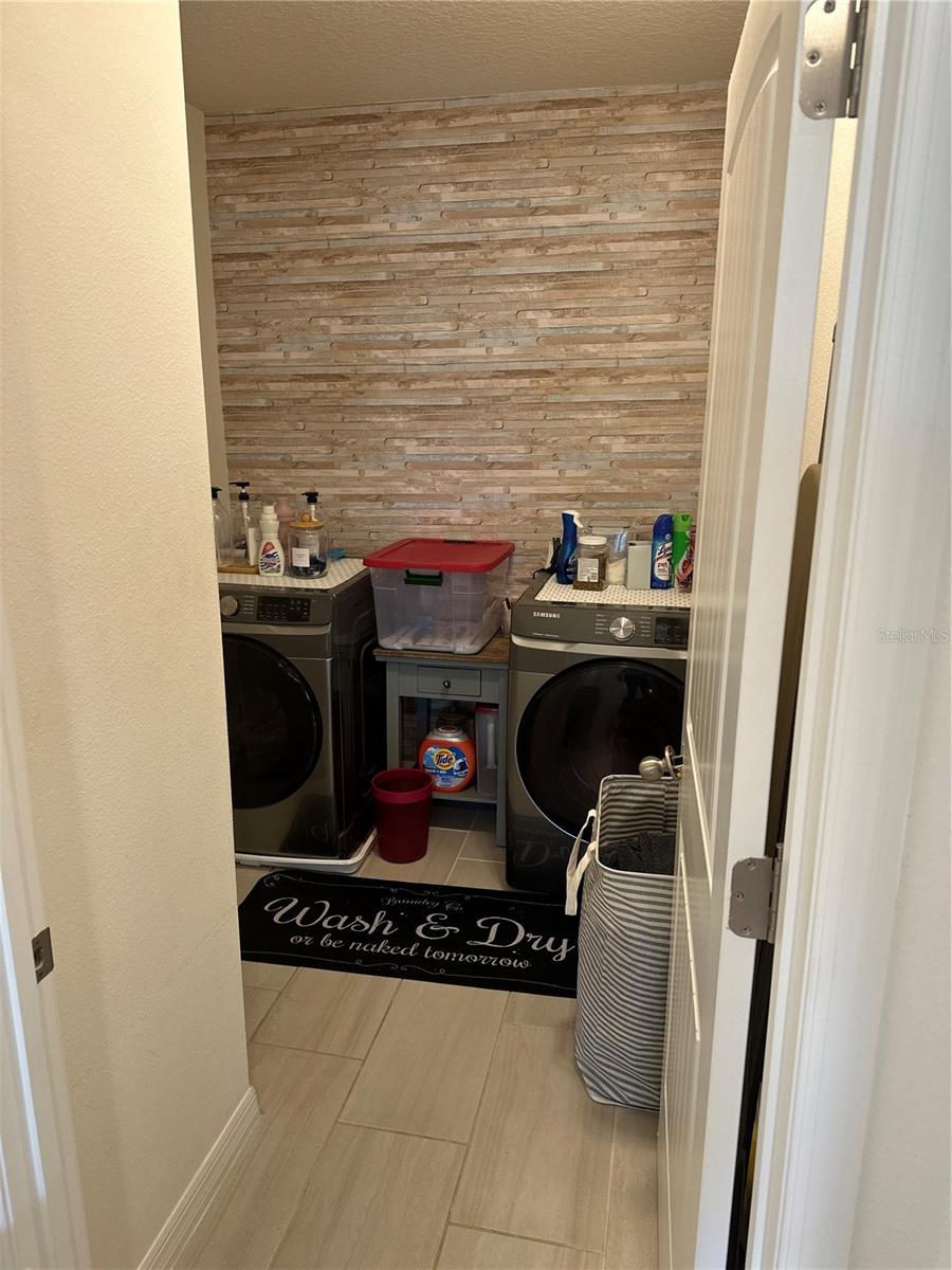 Image 16 of 24 For 15929 Moonlight Bay Street