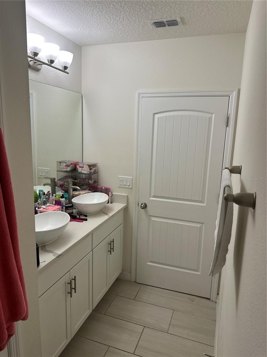 Image 20 of 24 For 15929 Moonlight Bay Street