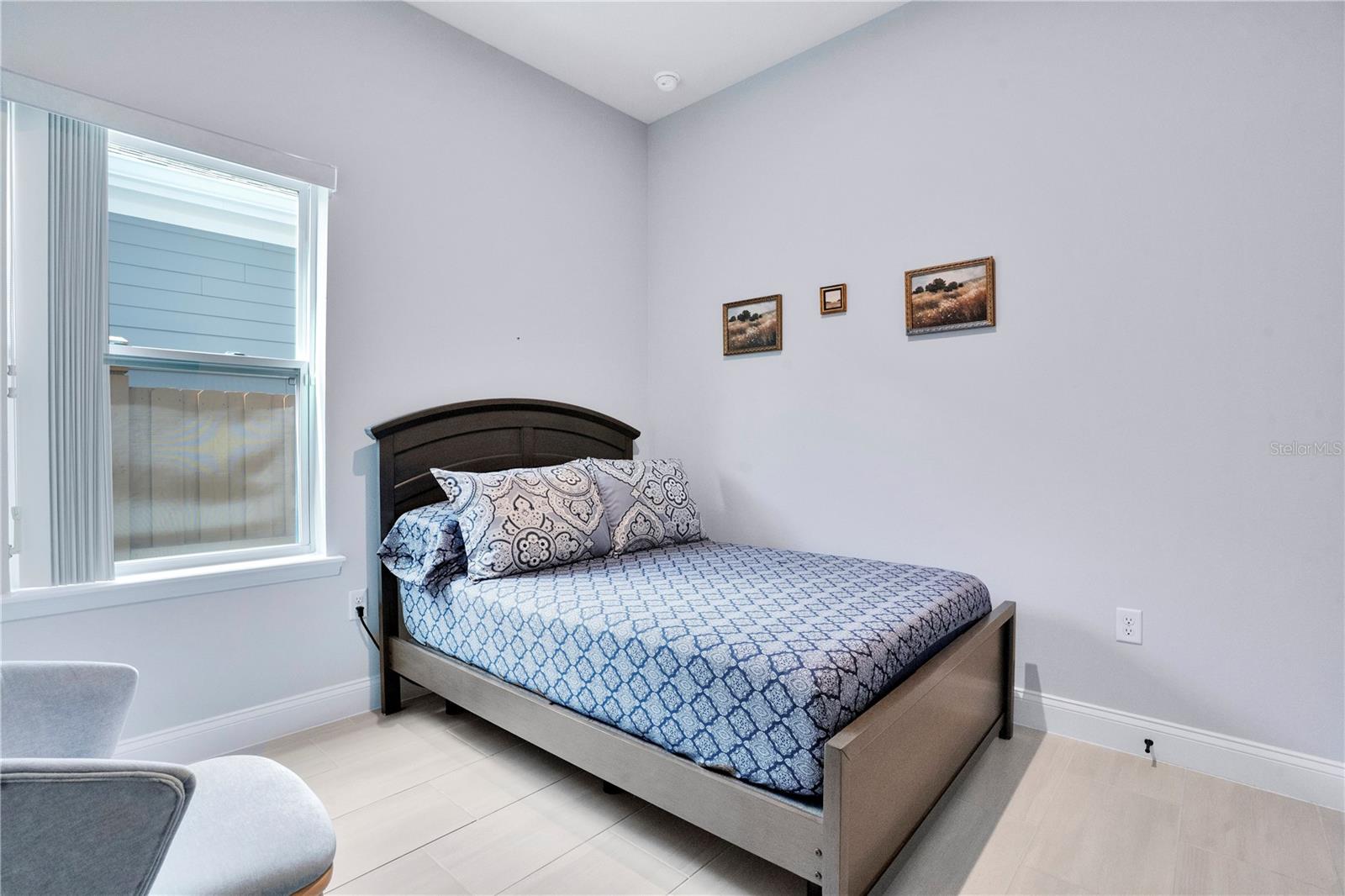 Image 12 of 26 For 6526 Circle Rock Way