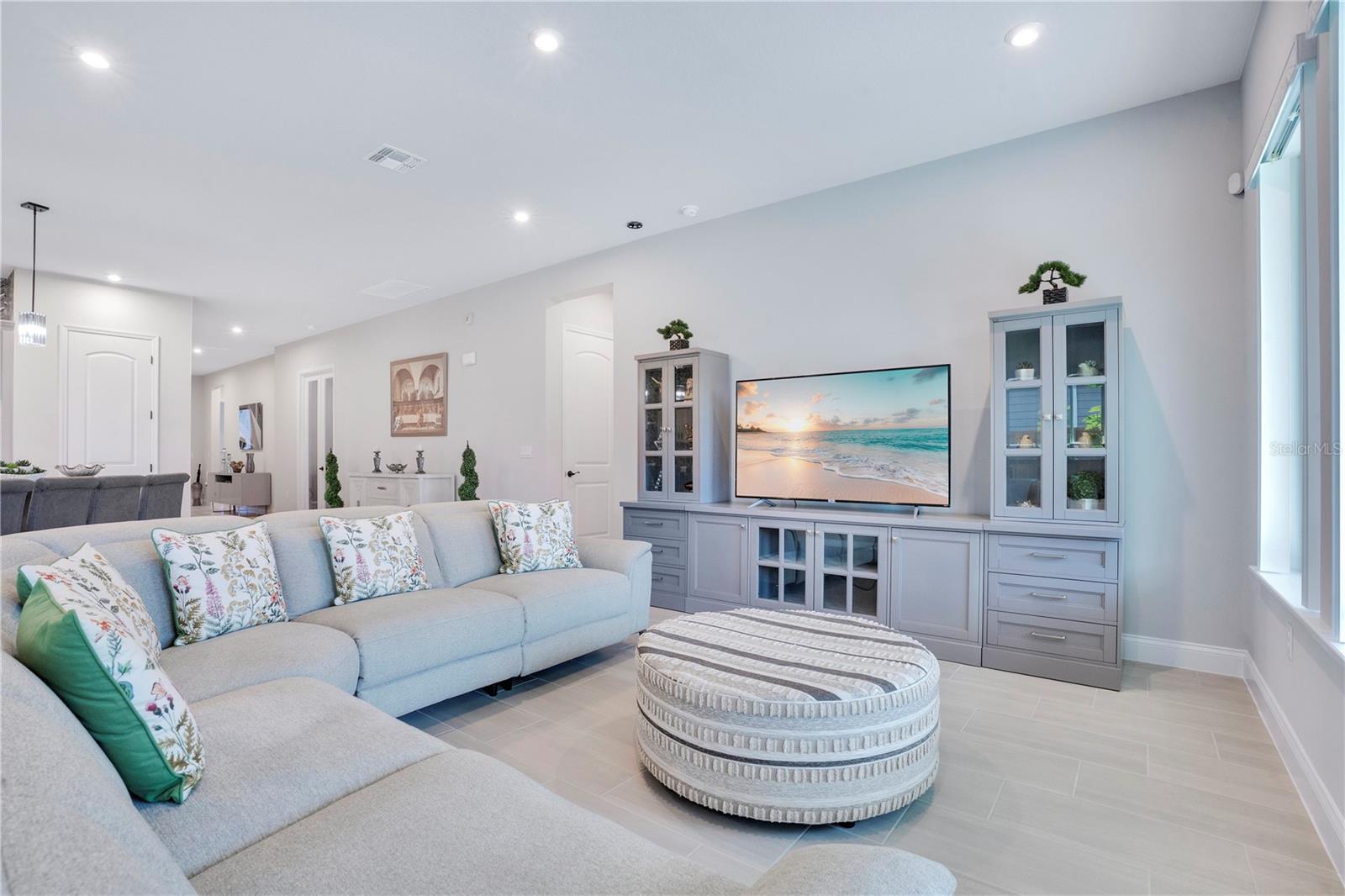 Image 5 of 26 For 6526 Circle Rock Way