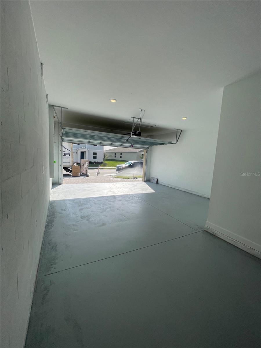 Image 33 of 35 For 5267 Dagenham