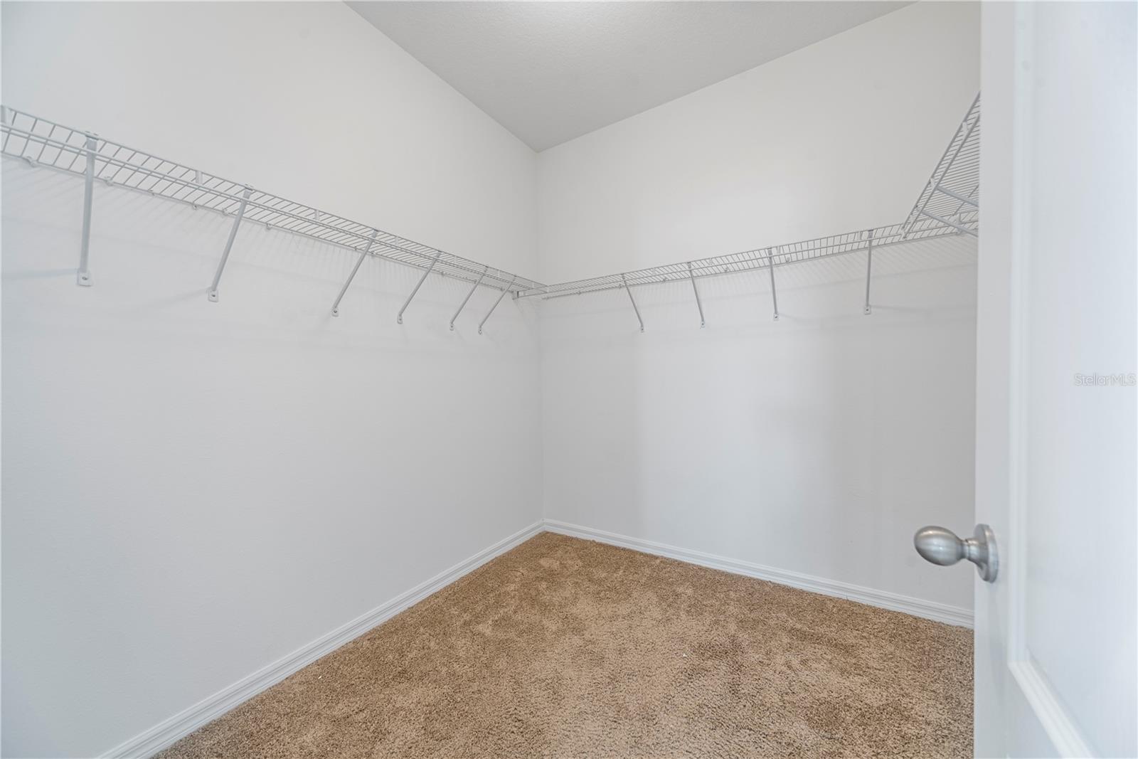 Image 25 of 39 For 5007 Palmetto Park Drive