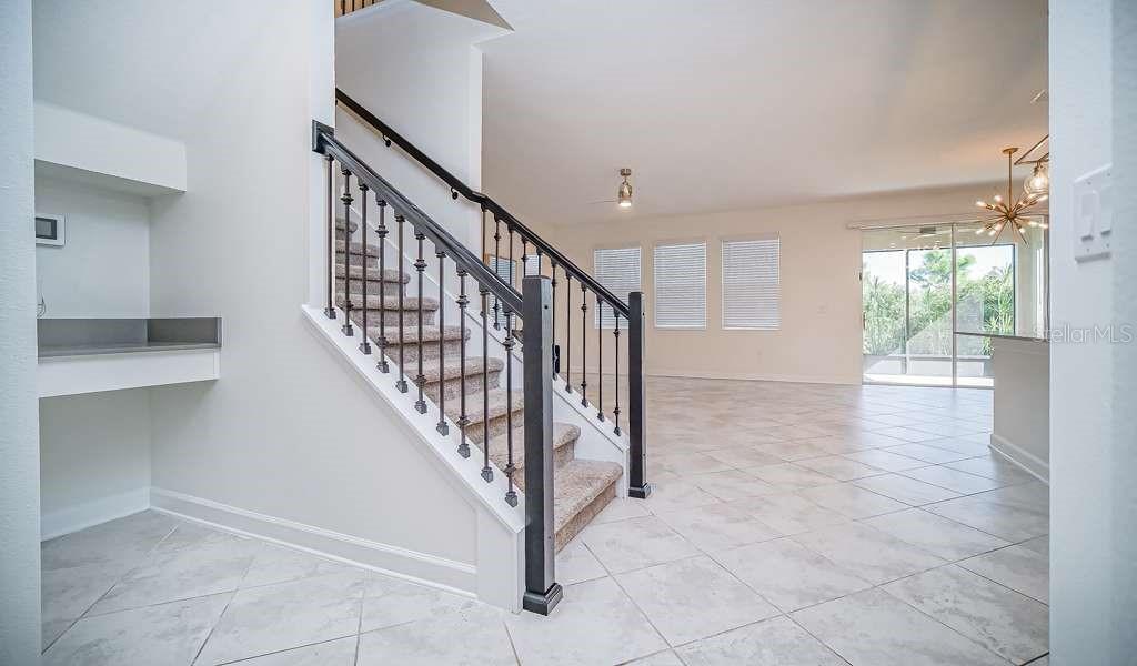 Image 7 of 32 For 11987 Charades Street