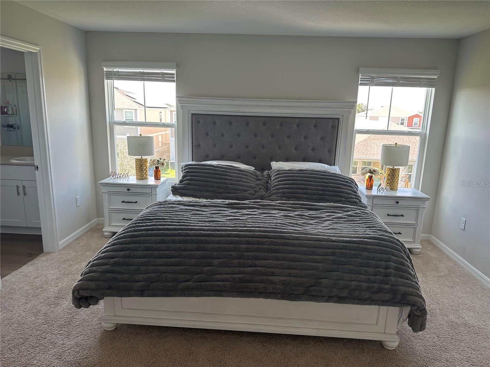 Image 6 of 12 For 1318 Current Place