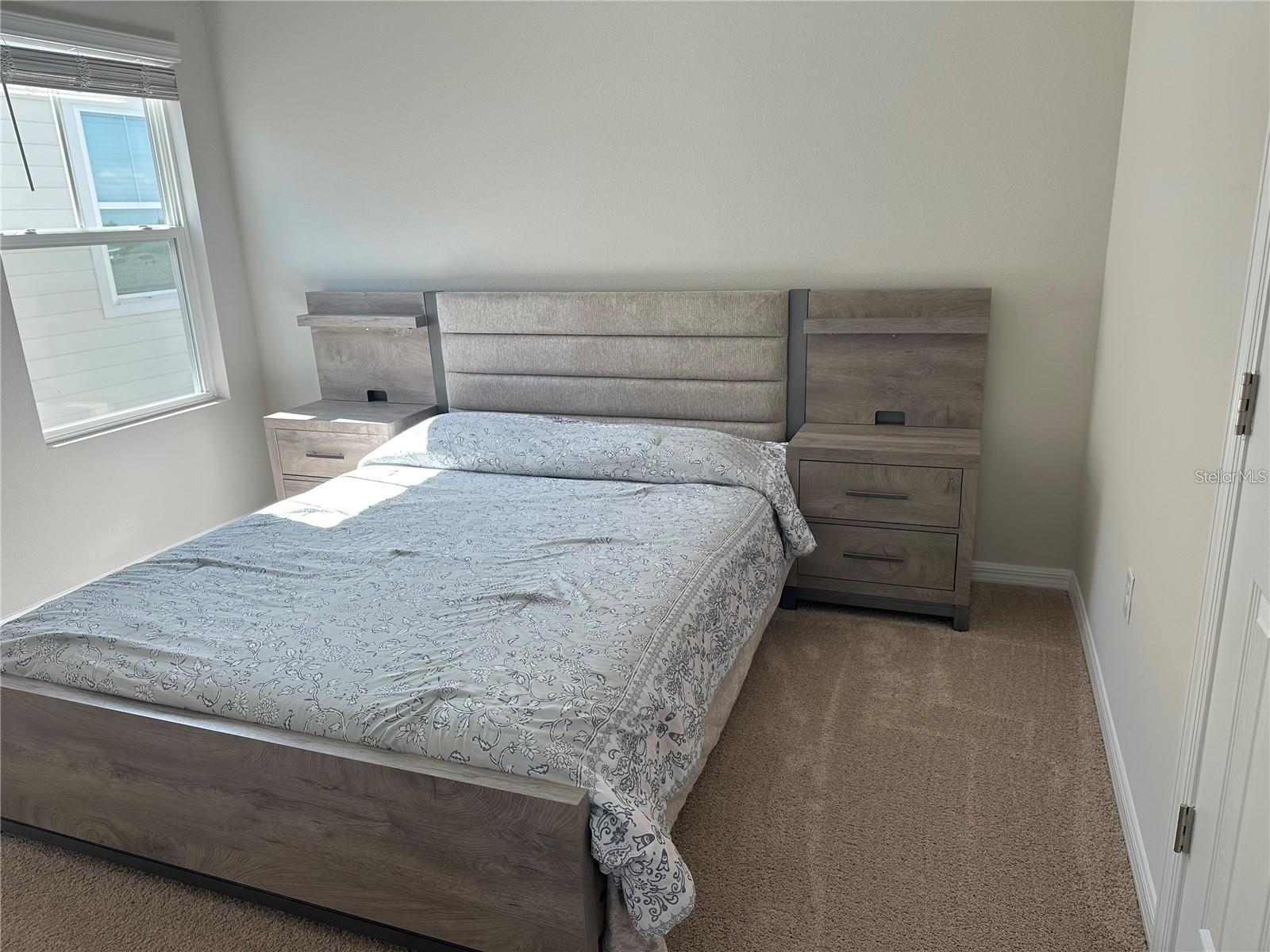 Image 9 of 12 For 1318 Current Place