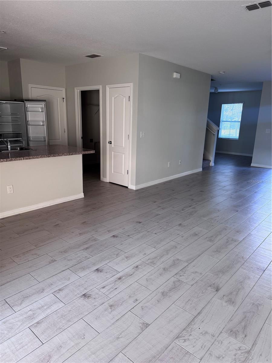 Image 3 of 10 For 1613 Reflection Cove