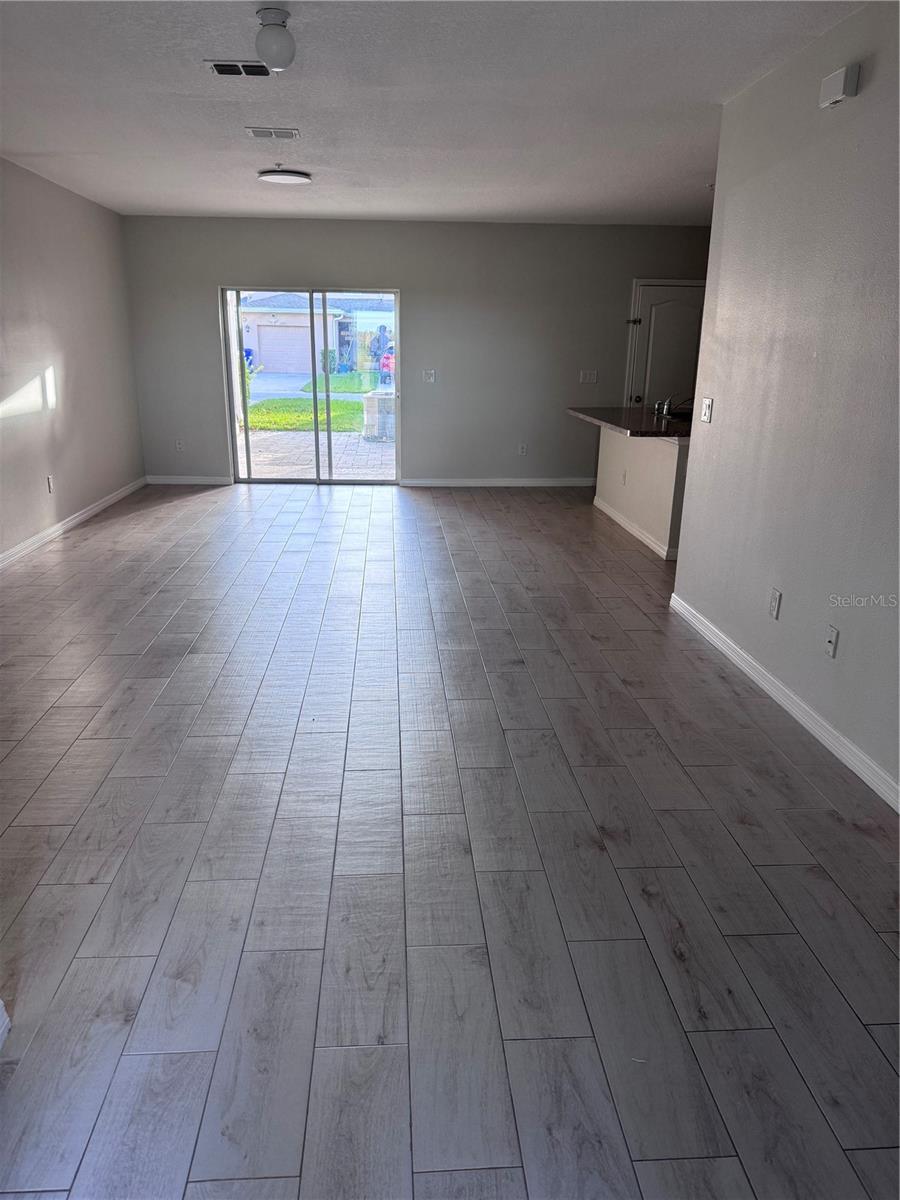 Image 4 of 10 For 1613 Reflection Cove