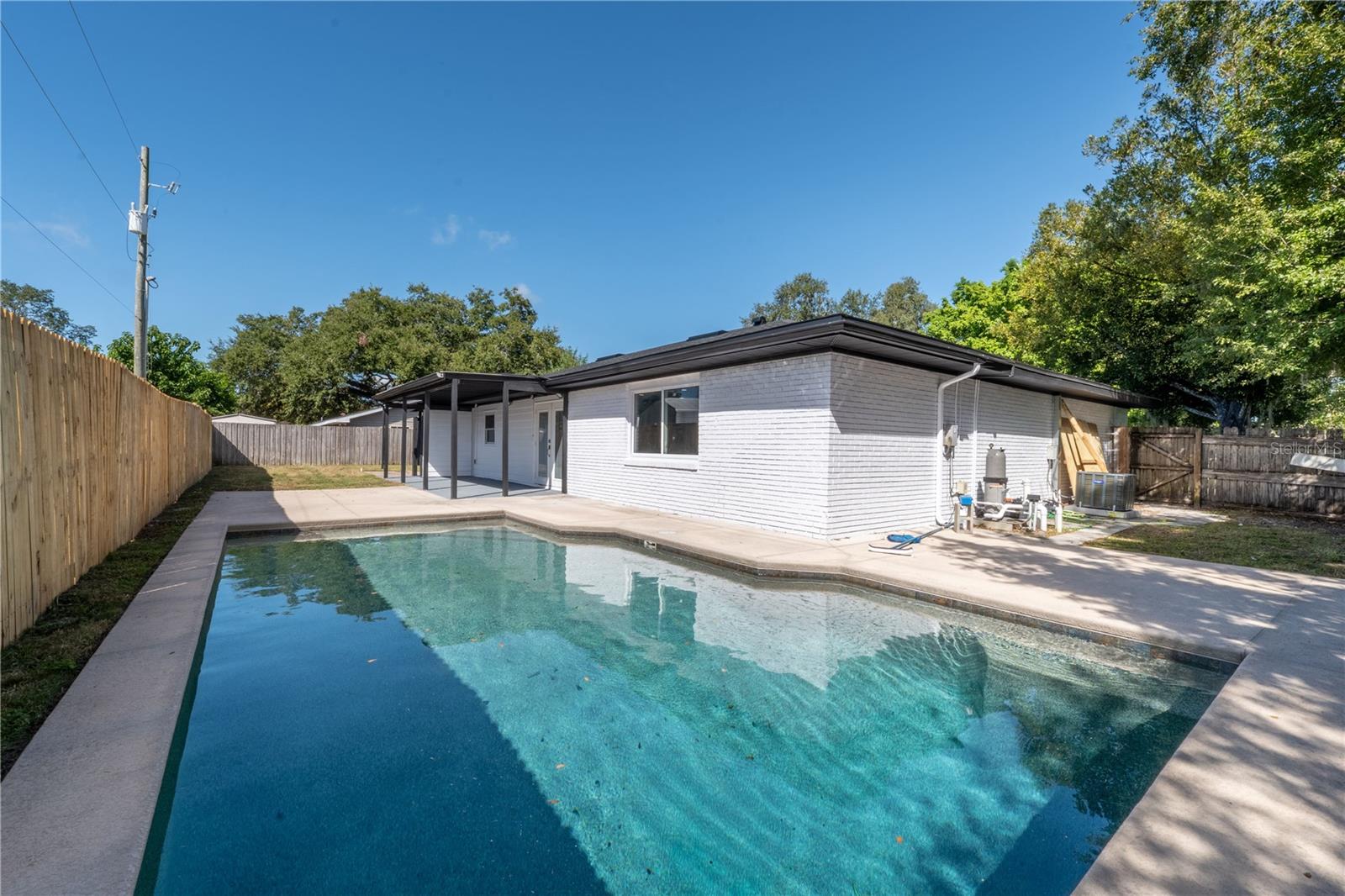 Image 33 of 41 For 2654 Ann Avenue