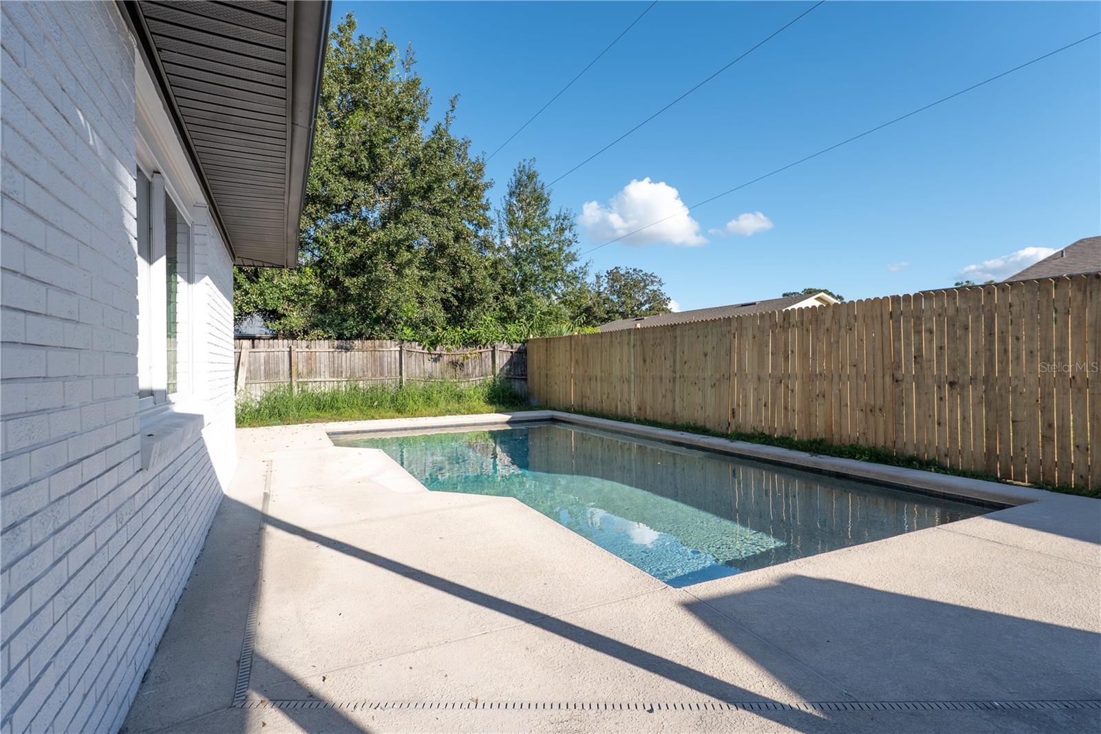 Image 35 of 41 For 2654 Ann Avenue