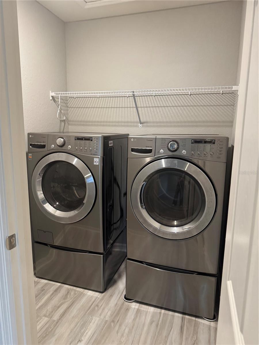 Image 20 of 25 For 1016 Cascade Drive