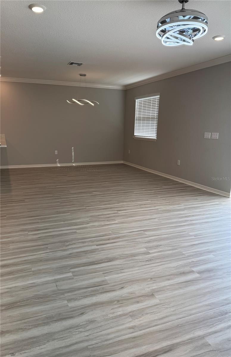 Image 7 of 25 For 1016 Cascade Drive