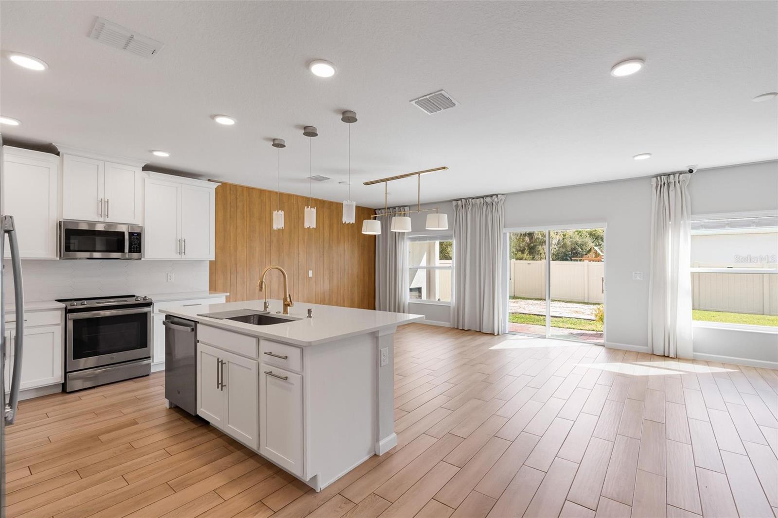 Image 21 of 55 For 3857 Branding Iron Bend