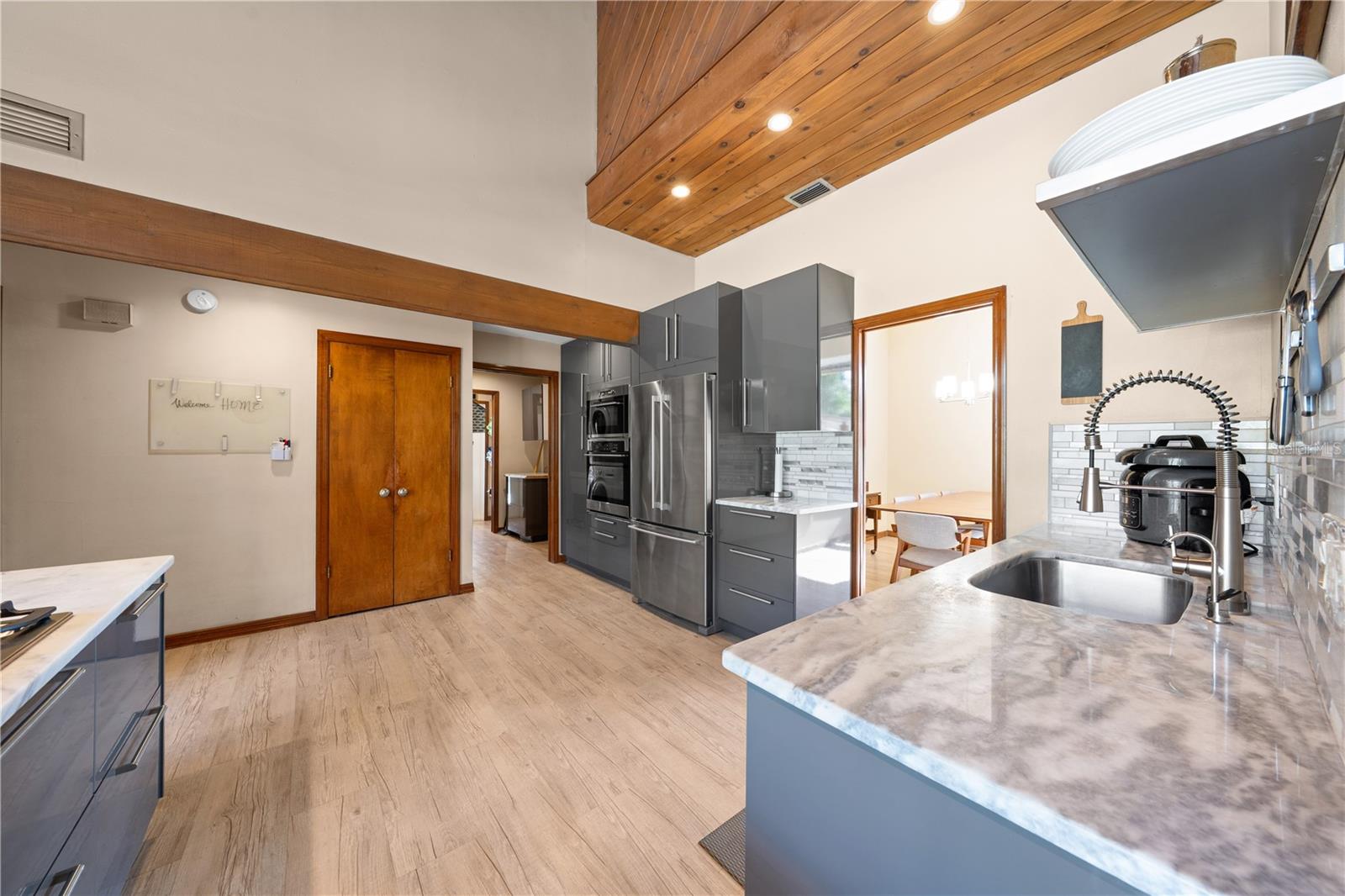 Image 44 of 90 For 234 Duncan Trail