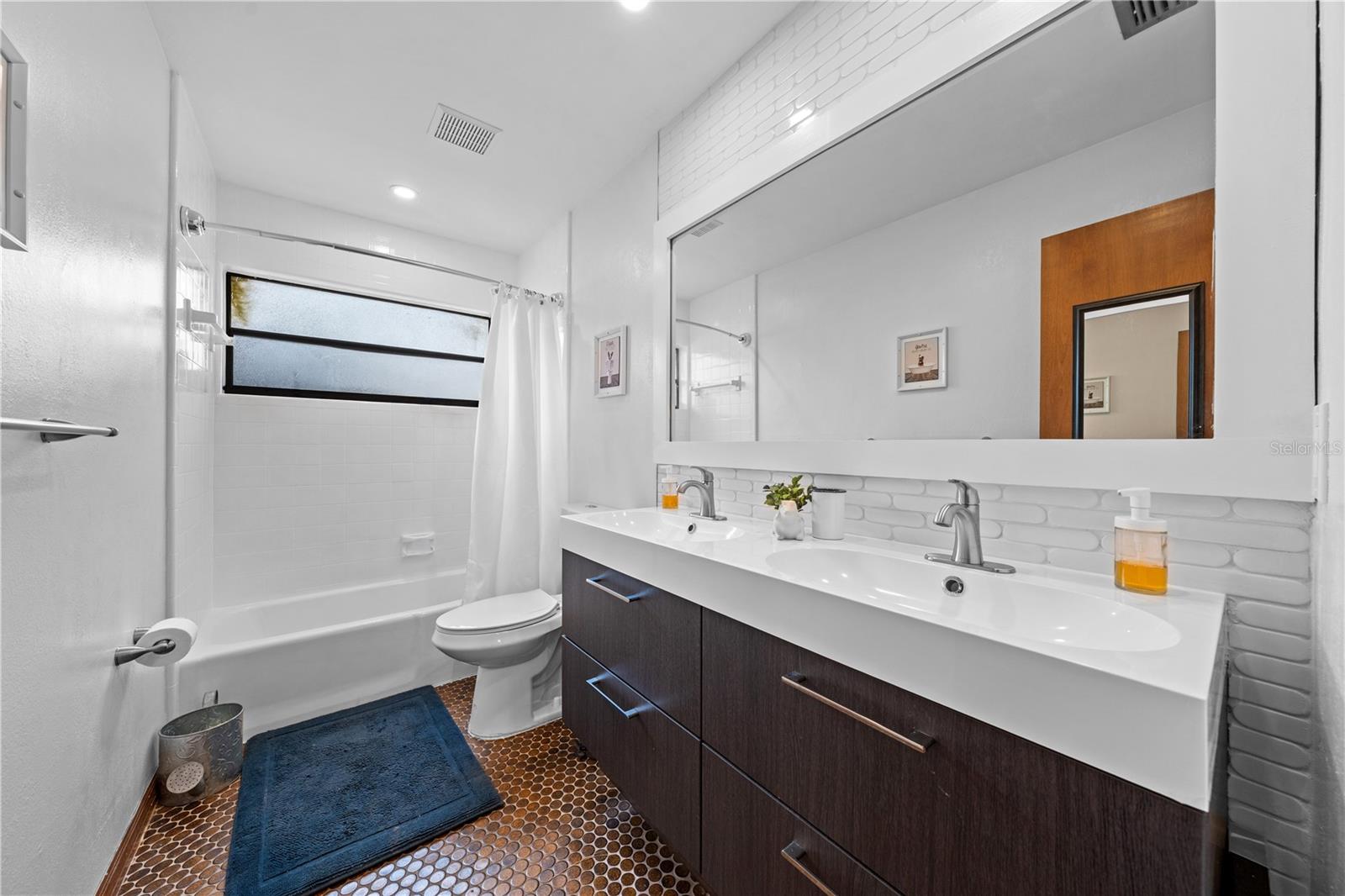 Image 64 of 90 For 234 Duncan Trail