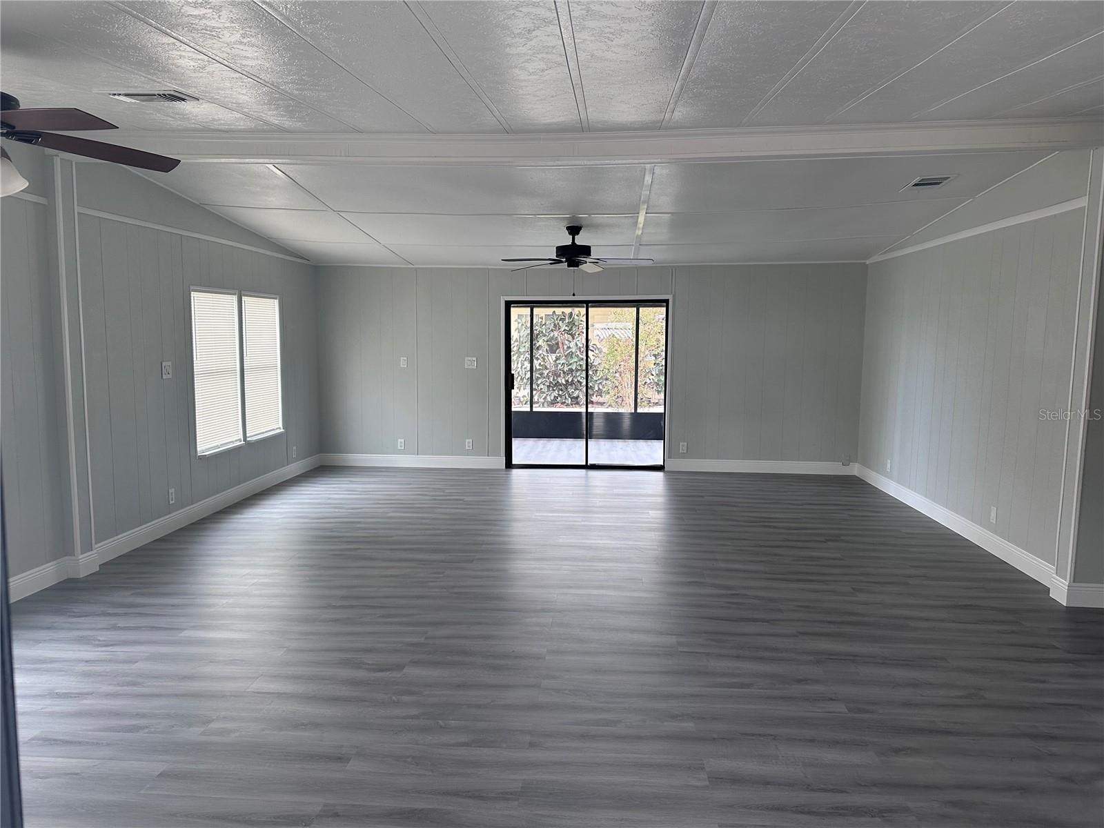 Image 4 of 17 For 3458 Citrus Circle 1803